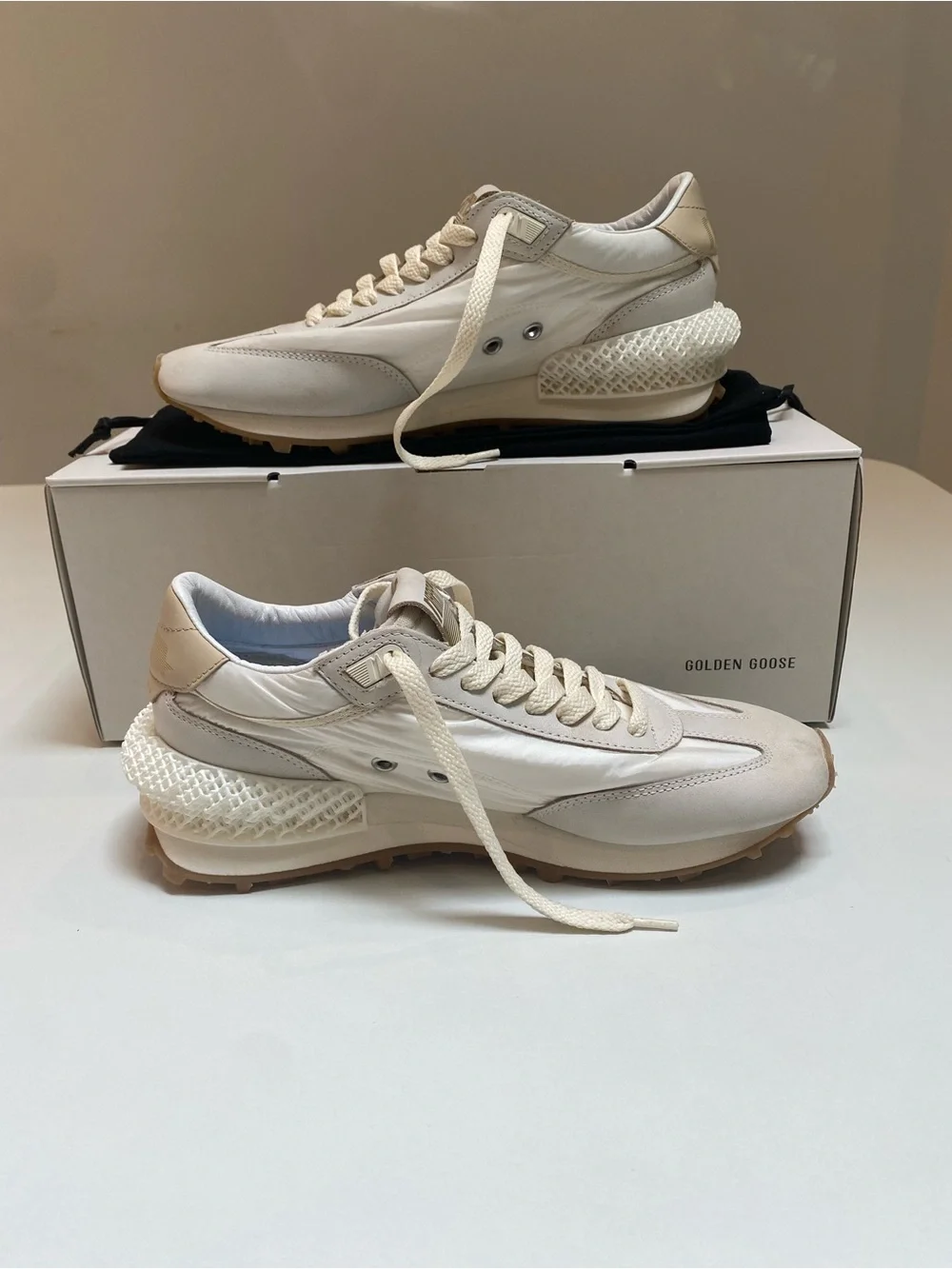 Golden Goose Women’s Marathon Sneaker in White Beige Nylon/Gray sz 36 New in Box